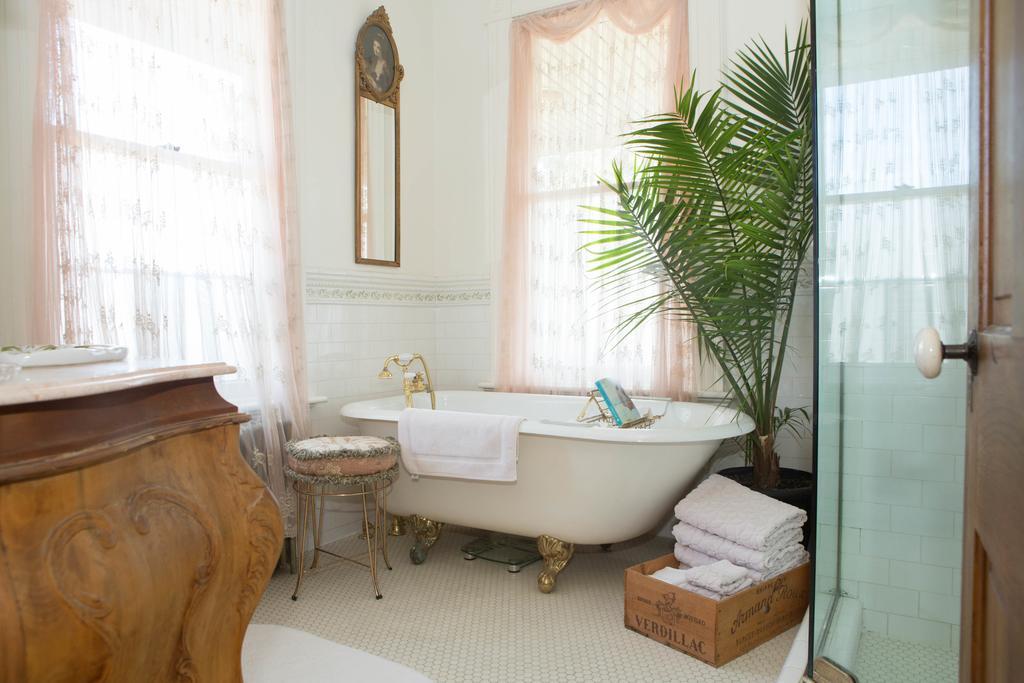 10 Clarke Bed & Breakfast เฟรเดอริก ห้อง รูปภาพ
